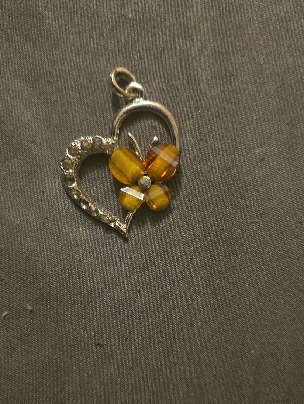 Heart & Amber Bead Flower Pendant Necklace - Yellow